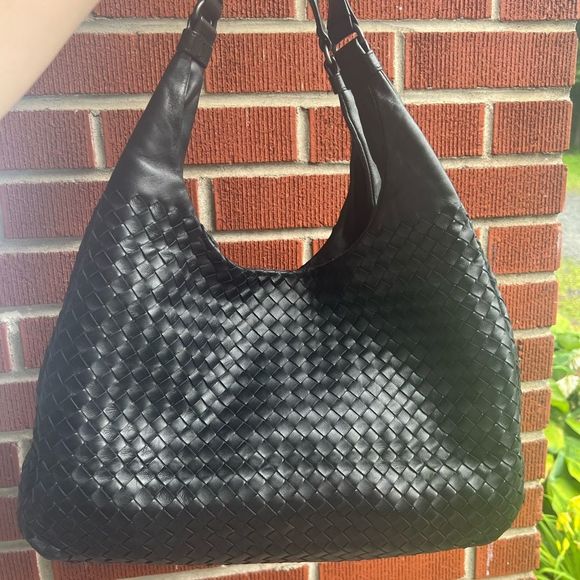Bottega Veneta  woven Shoulder Bag - Picture 2 of 9